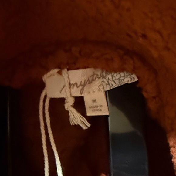 Mystree Teddy Fleece Jacket in Warm Rust​ - Picture 3 of 9